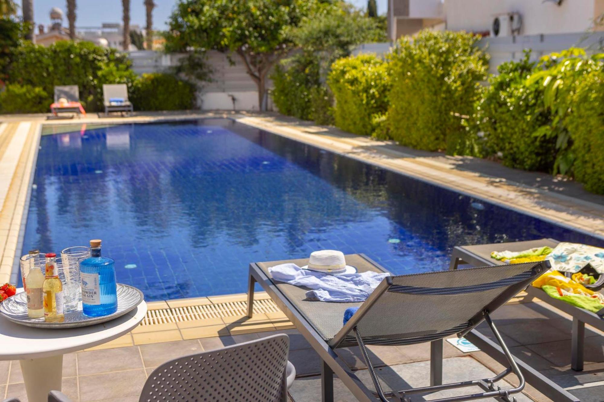 Azure Luxury Pool Villa プロタラス エクステリア 写真